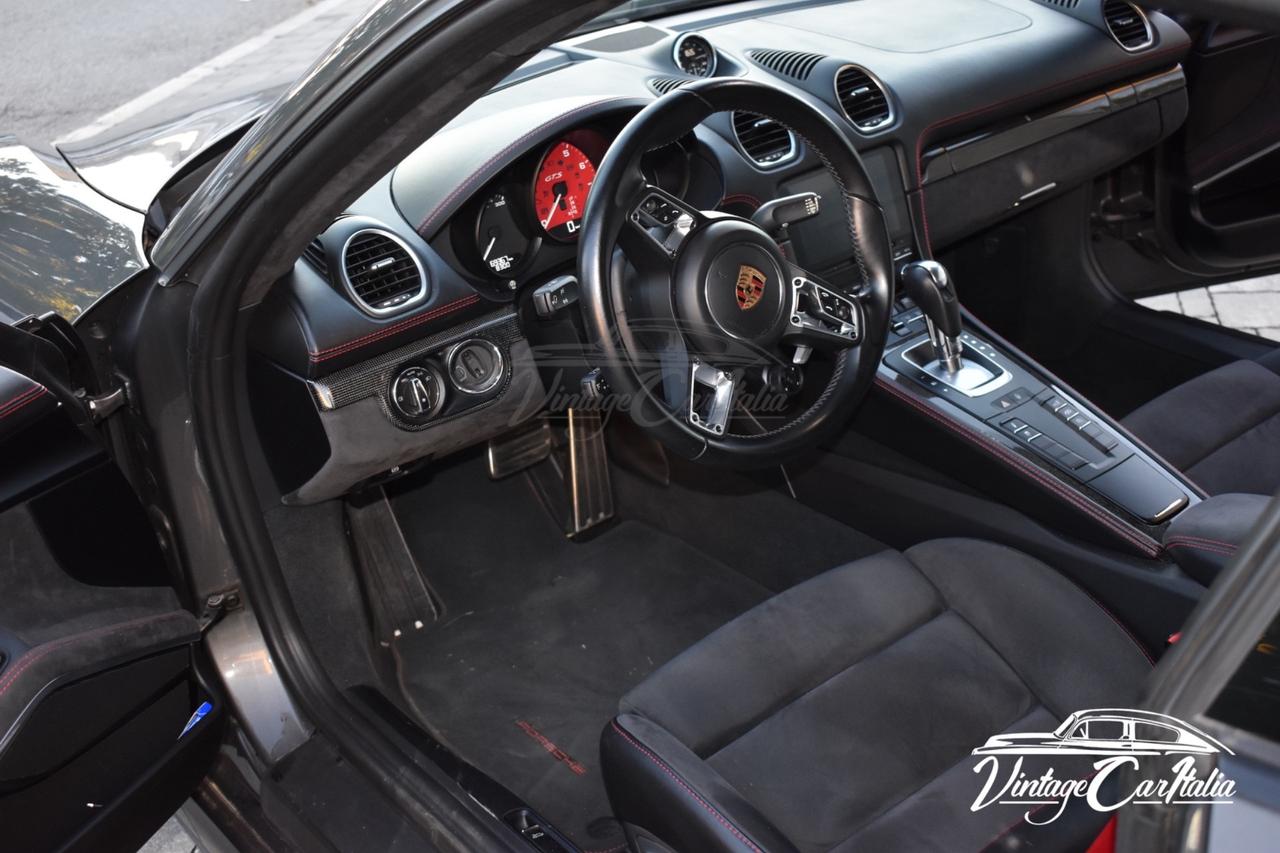 Porsche Cayman 718 GTS