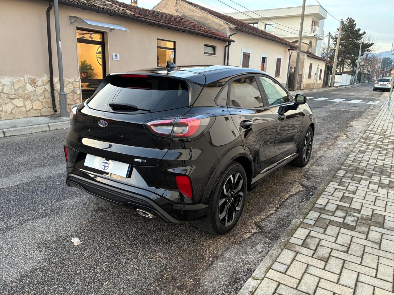 Ford Puma 1.0 EcoBoost Hybrid 125 CV S&S aut. ST-Line