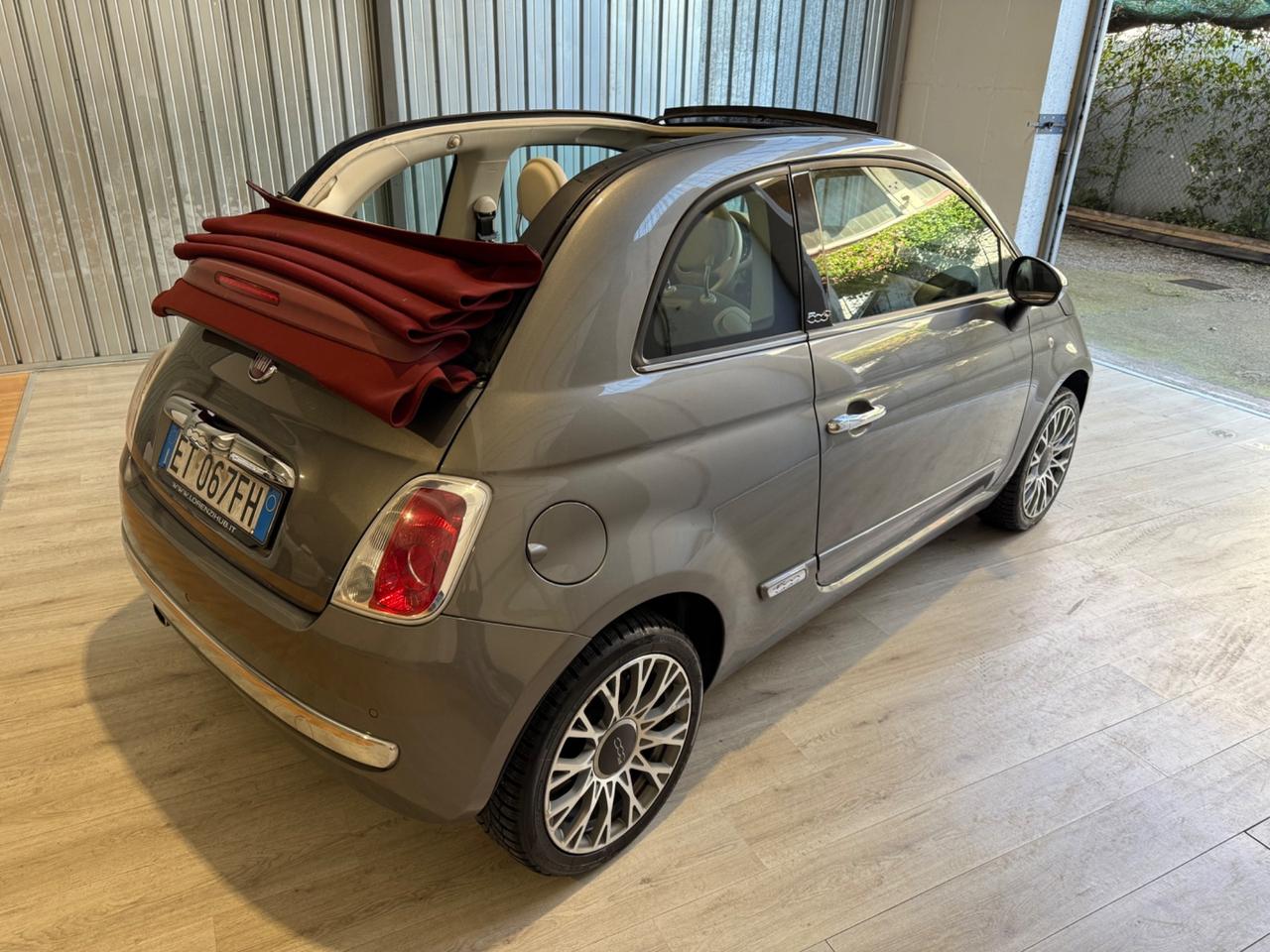 Fiat 500C By Gucci cabrio