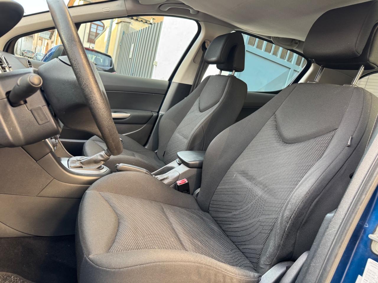 Peugeot 308 1.6 HDi 90CV FAP 5p. Premium