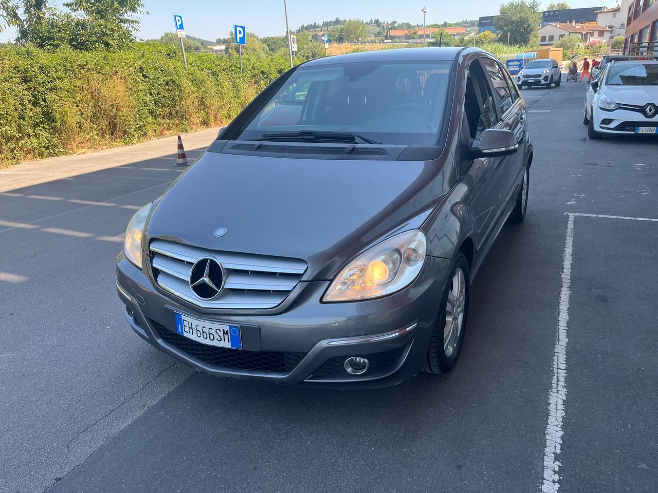 Mercedes-benz B 180 CDI PREMIUM 2011