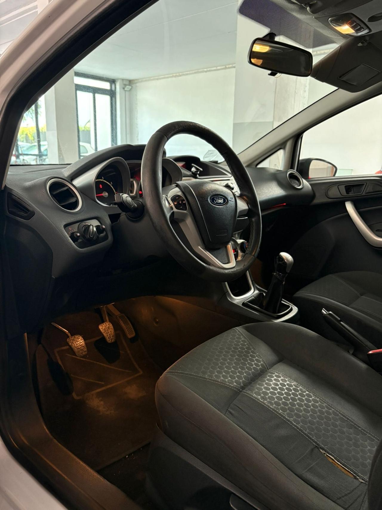 Ford Fiesta 1.4 5 porte Bz.- GPL Titanium