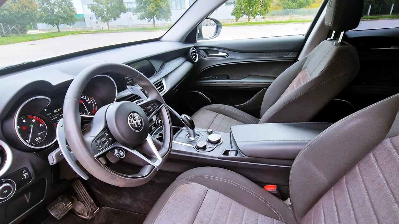 Alfa Romeo Stelvio 2.2 Turbodiesel 190 CV AT8 Q4 B-Tech
