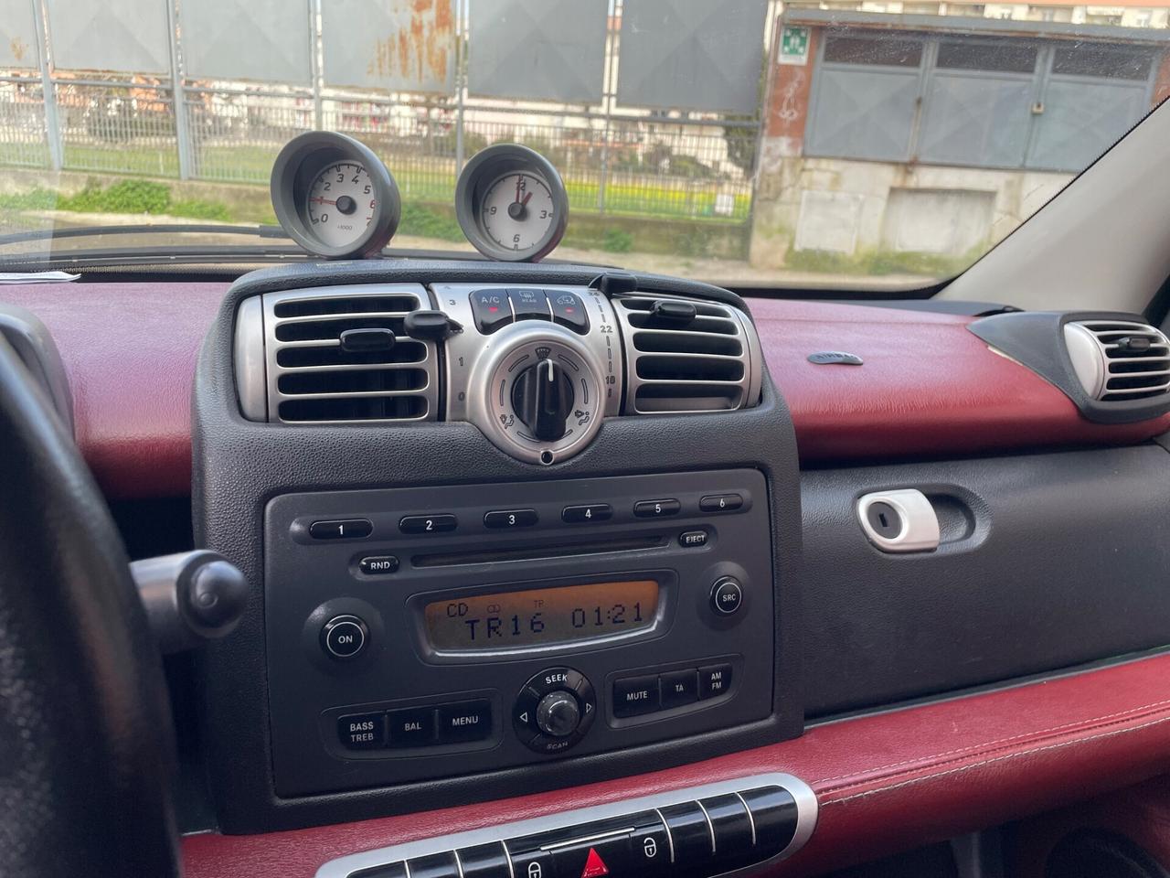 Smart ForTwo Cabrio 1.0 MhD 80mila KM Full 2012