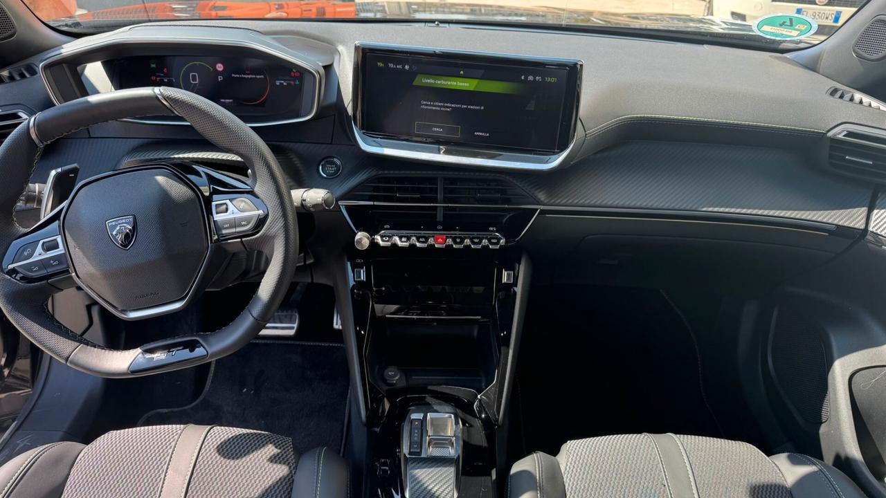 Peugeot 2008 BlueHDi 130 S&S EAT8 Allure