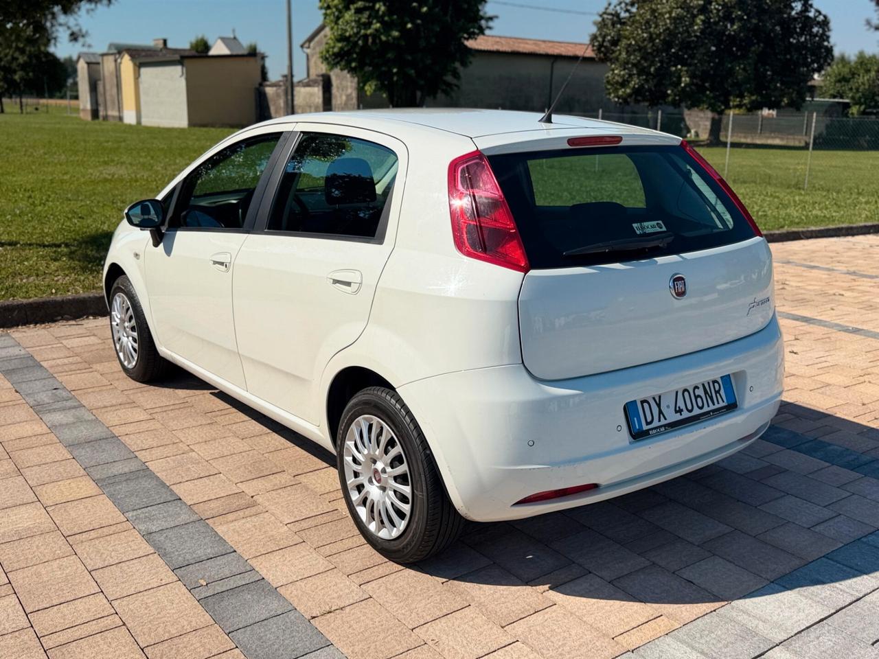 Fiat Grande Punto 1.4 5 porte benzina neopatentati
