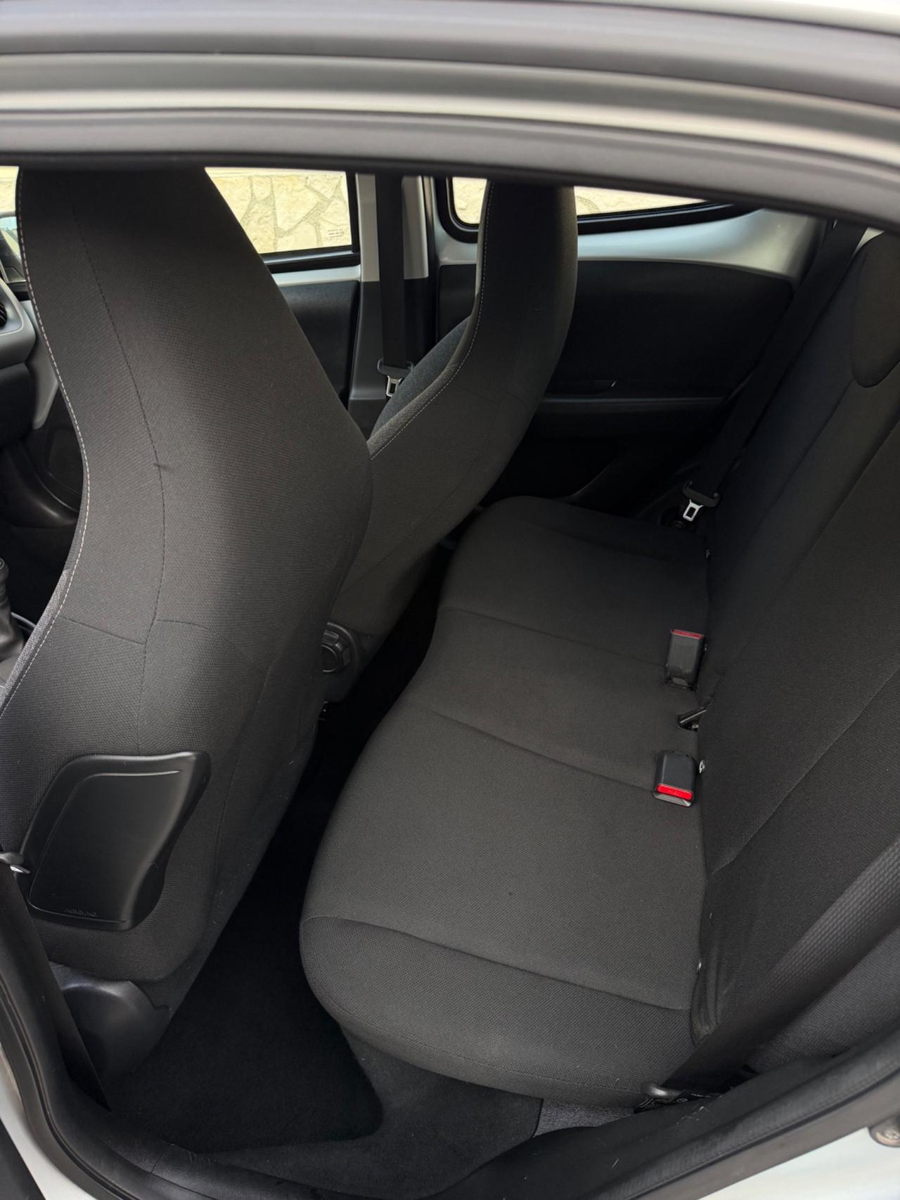 Peugeot 108 VTi 72 5 porte Allure TOP!