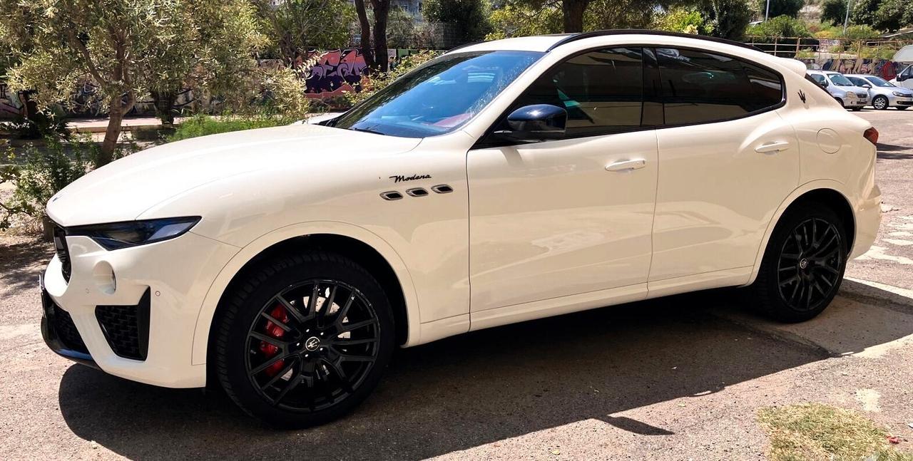Maserati Levante V6 350 CV AWD Modena UFF ITA unipro cert Maserati