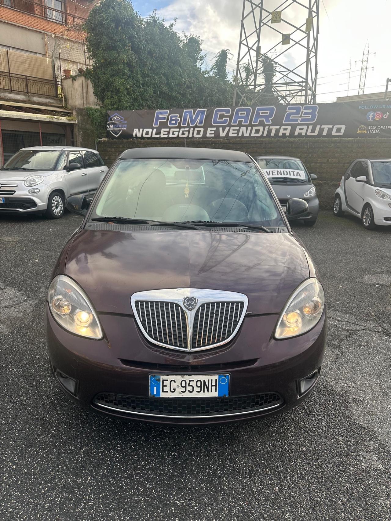 Lancia Ypsilon 1.3 MJT 75 CV Platinum