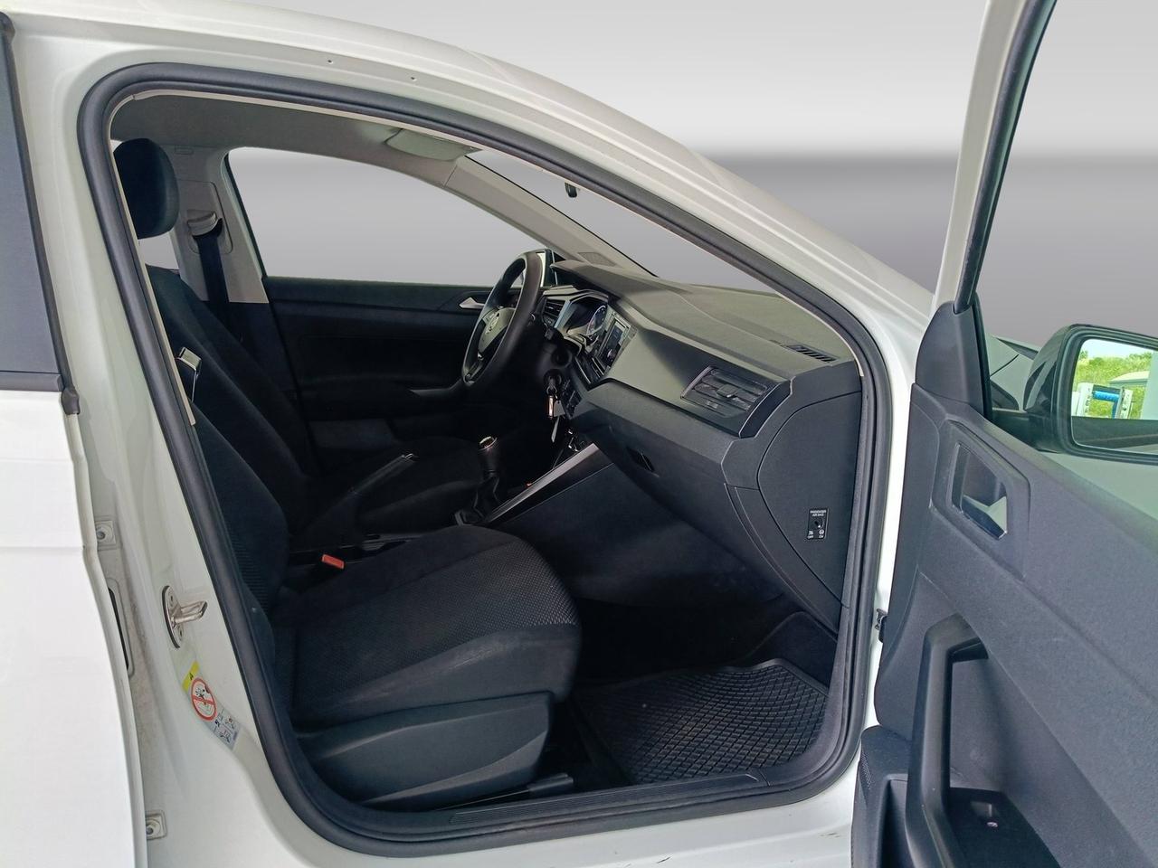 VOLKSWAGEN Polo VI 2017 - Polo 5p 1.0 mpi Trendline 65cv