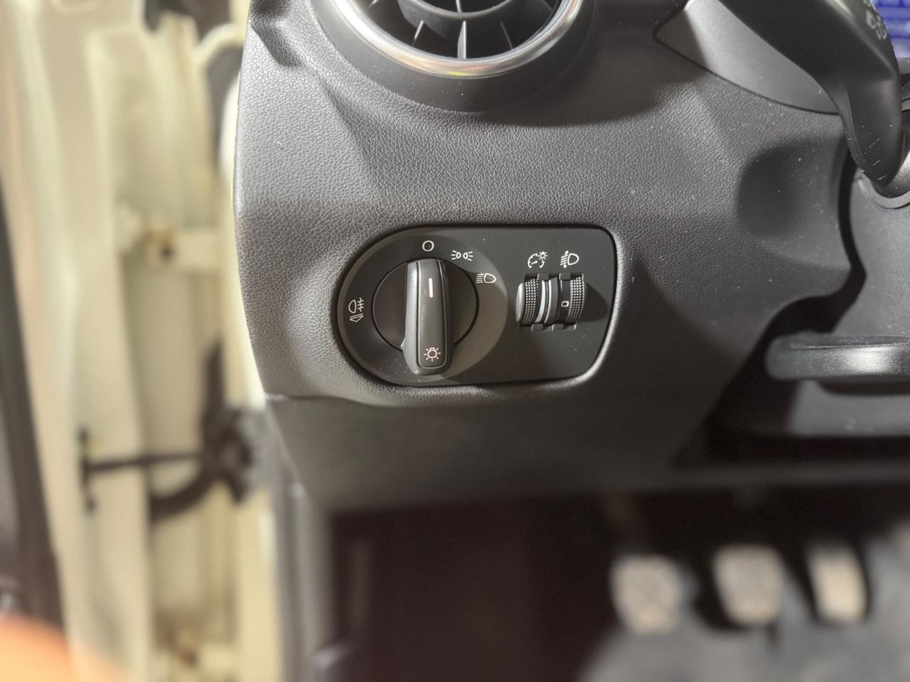 Audi A1 1.6 TDI 90CV MANUALE NEOPATENTATI