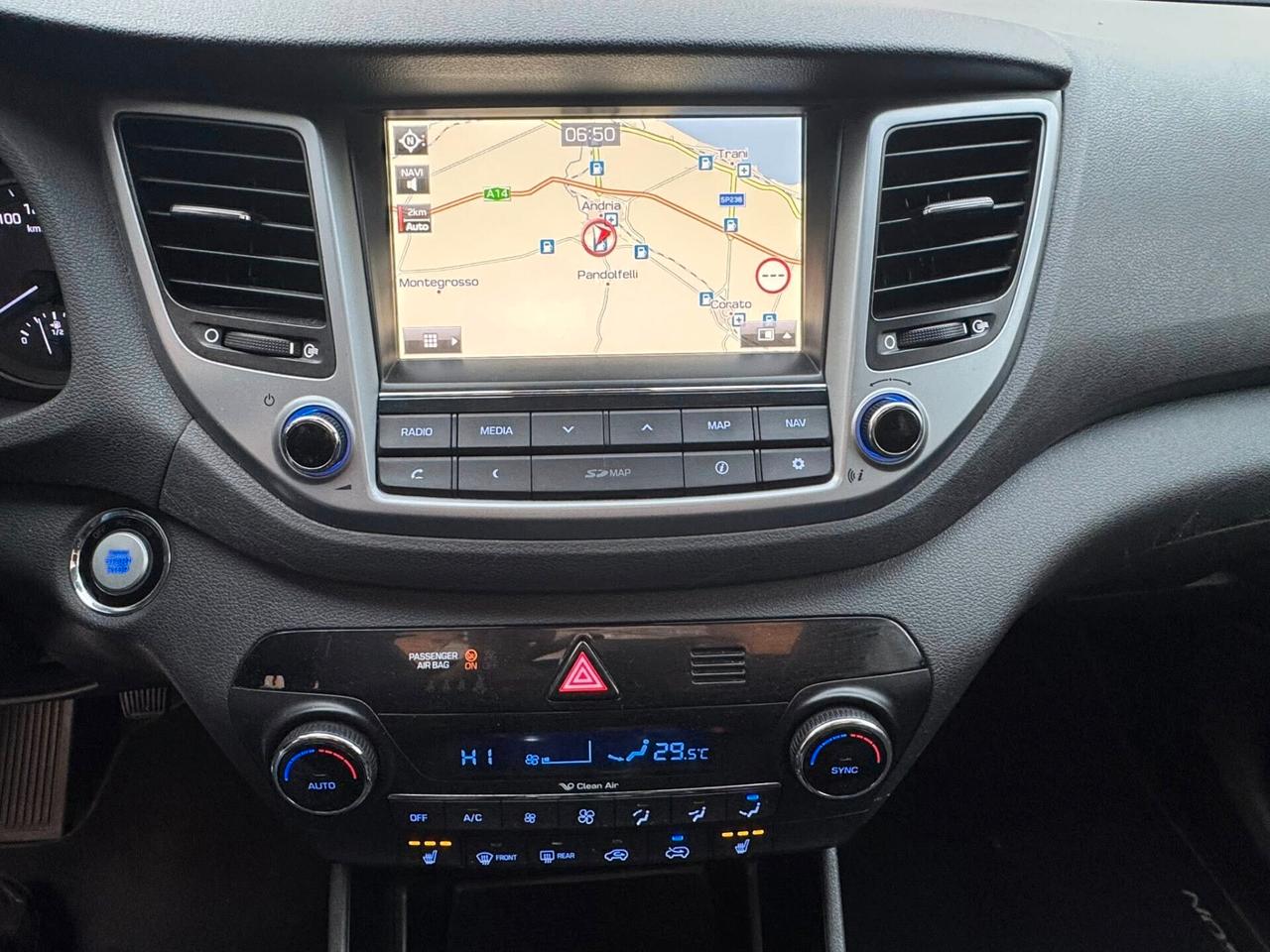 HYUNDAI TUCSON 1.7 CRDI 115 CV. TETTO APRIB.+NAVI