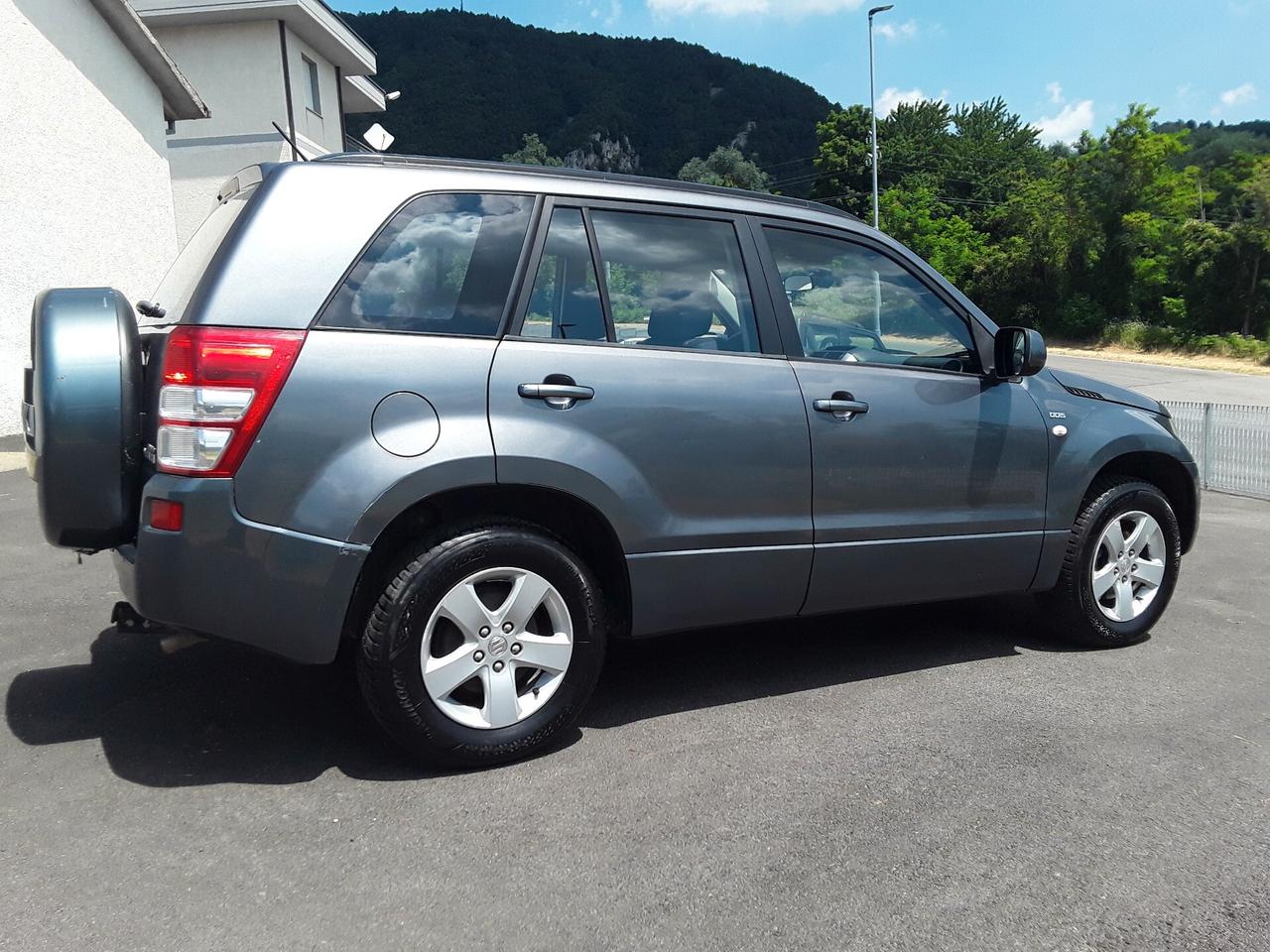 Suzuki Grand Vitara 1.9 DDiS 5 porte Executive 2008