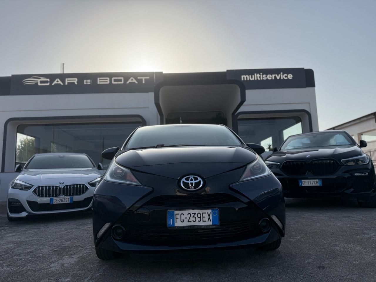 Toyota Aygo 1.0 VVT-i 69 CV 5 porte x-play TSS