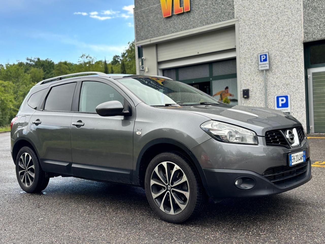 Nissan Qashqai Qashqai+2 2.0 dCi DPF Tekna 4x4 * 7 POSTI