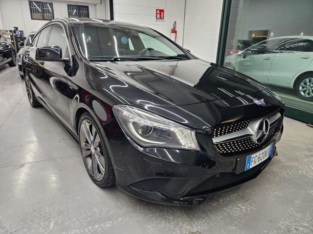 Mercedes-Benz CLA 200 CLA Shooting Brake - X117 Shooting Brake d (cdi)
