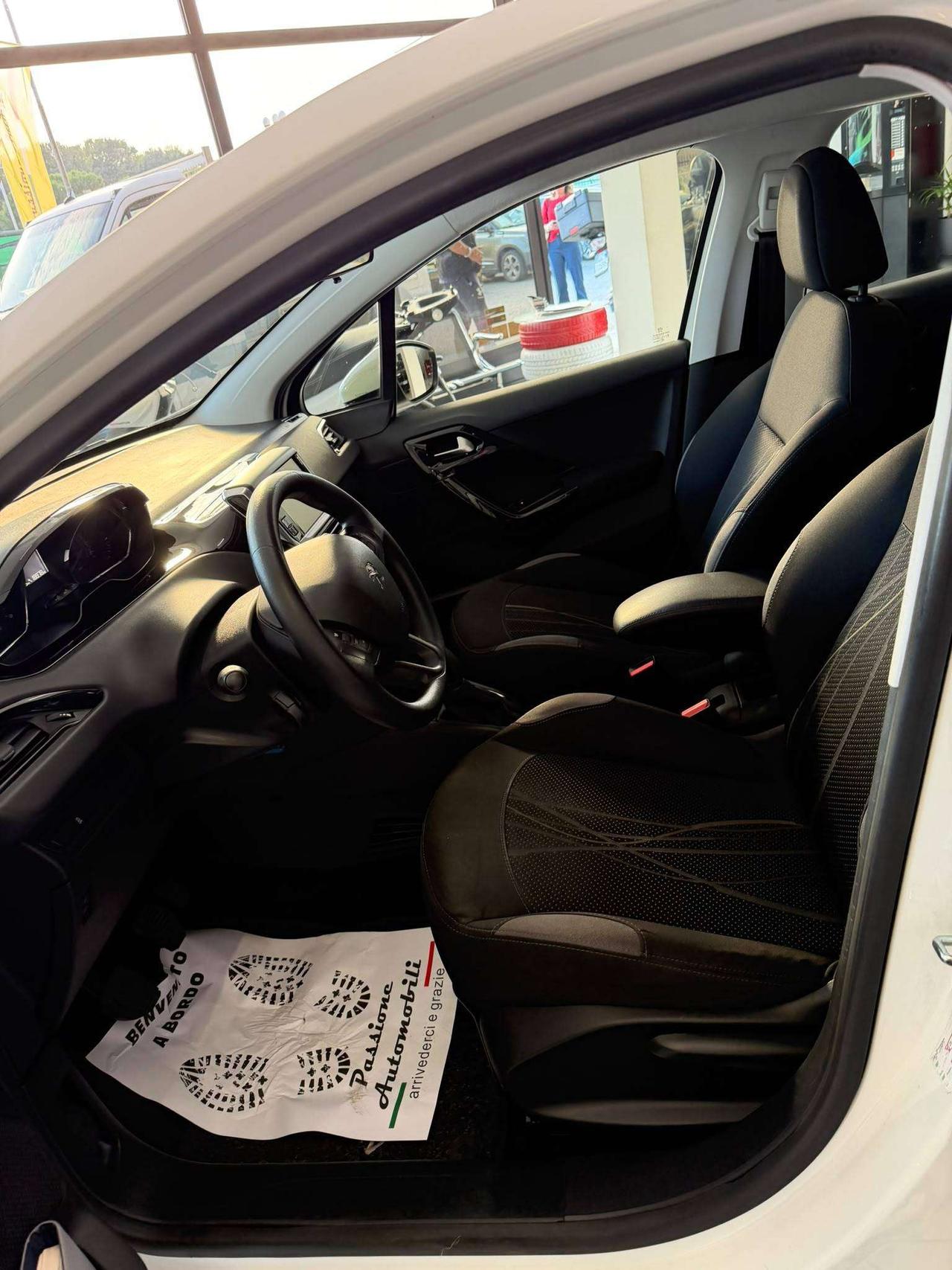 Peugeot 208 208 I 5p 1.4 hdi 8v Allure
