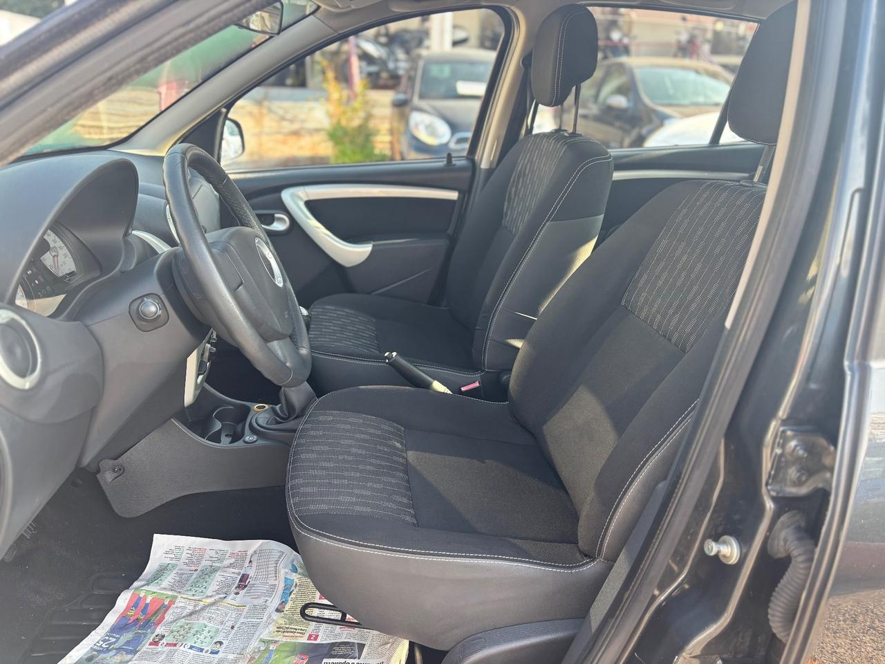 Dacia Sandero 1.2 16V GPL 75CV Story