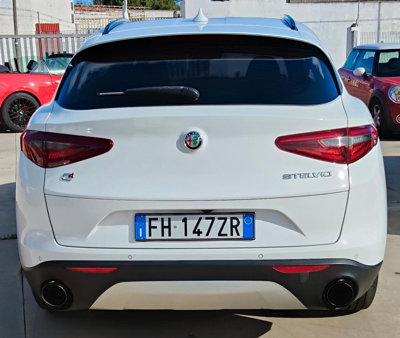 Alfa Romeo Stelvio 2.2 Turbodiesel 210 CV AT8 Q4 Super