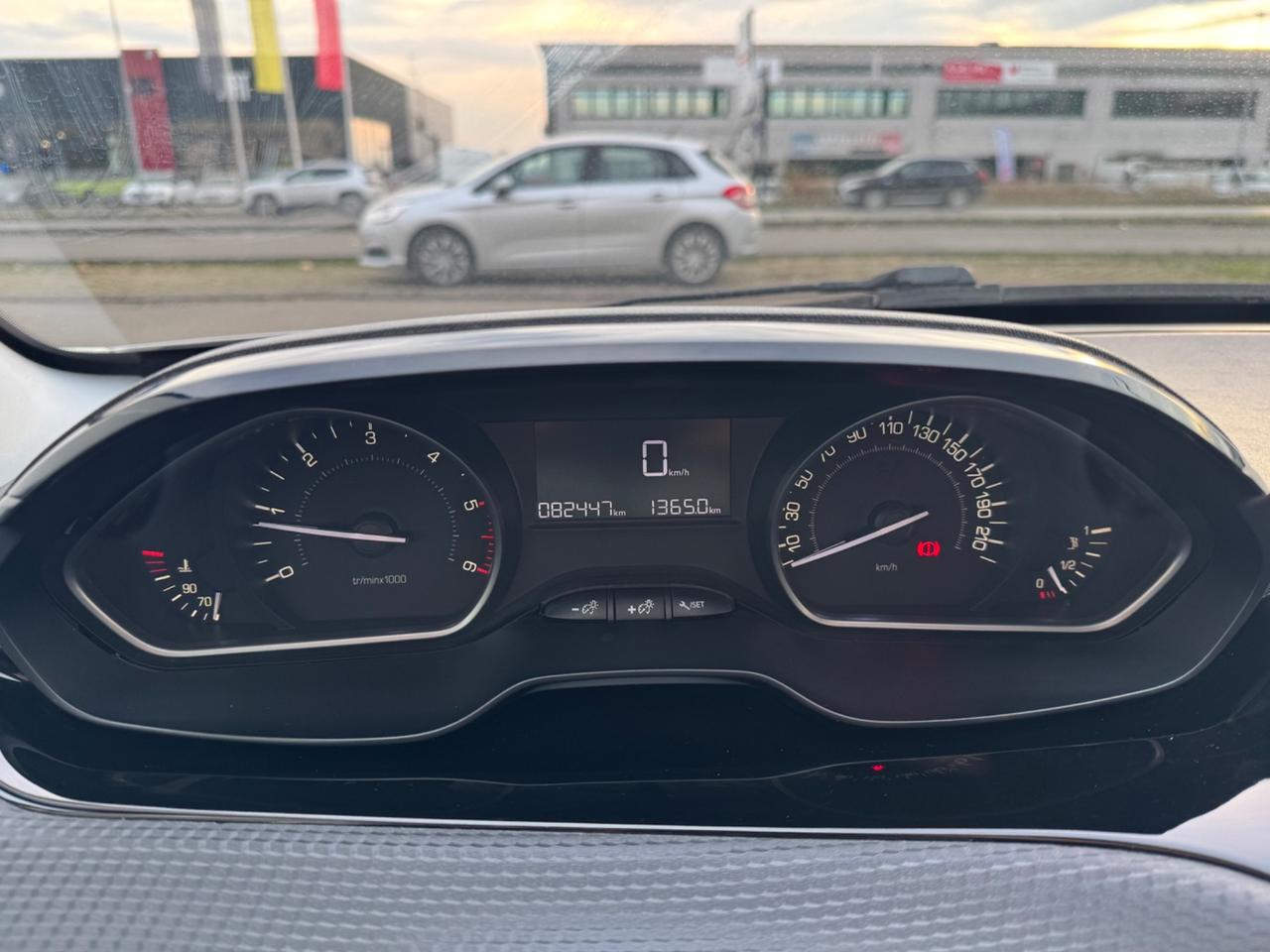 Peugeot 2008 1.6 BlueHDi. Ok Neopatentati