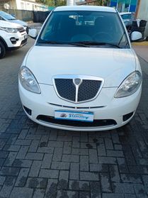 Lancia Ypsilon 1.2 Oro