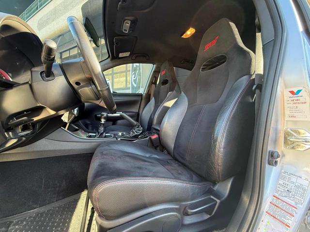 SUBARU WRX STI 2.5 5p.