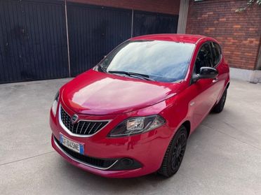 LANCIA Ypsilon 1.0 FireFly 5 porte Hybrid Ecochic Silver