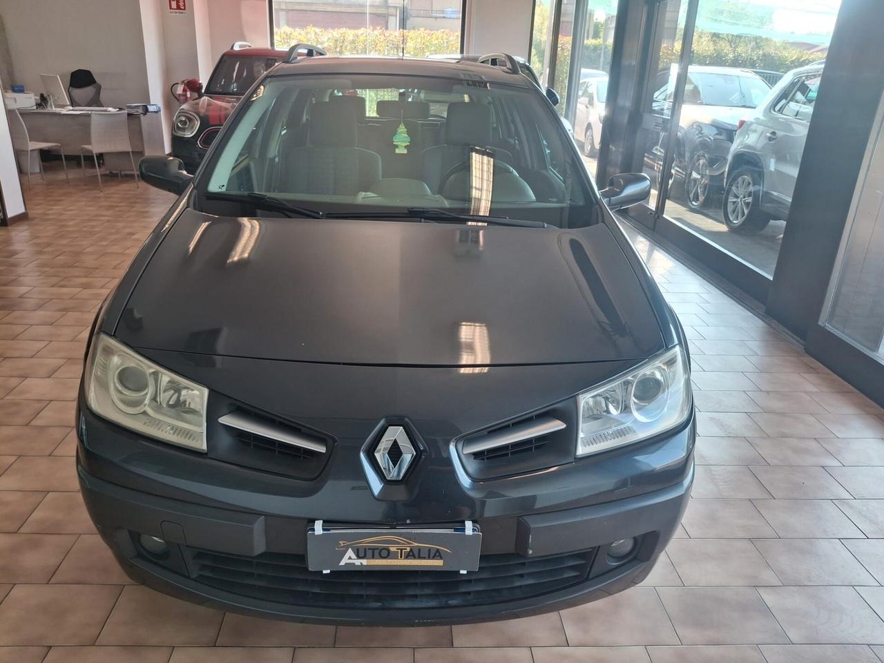 Renault Megane Grandtour 1.5 dci *NEOPATENTATI