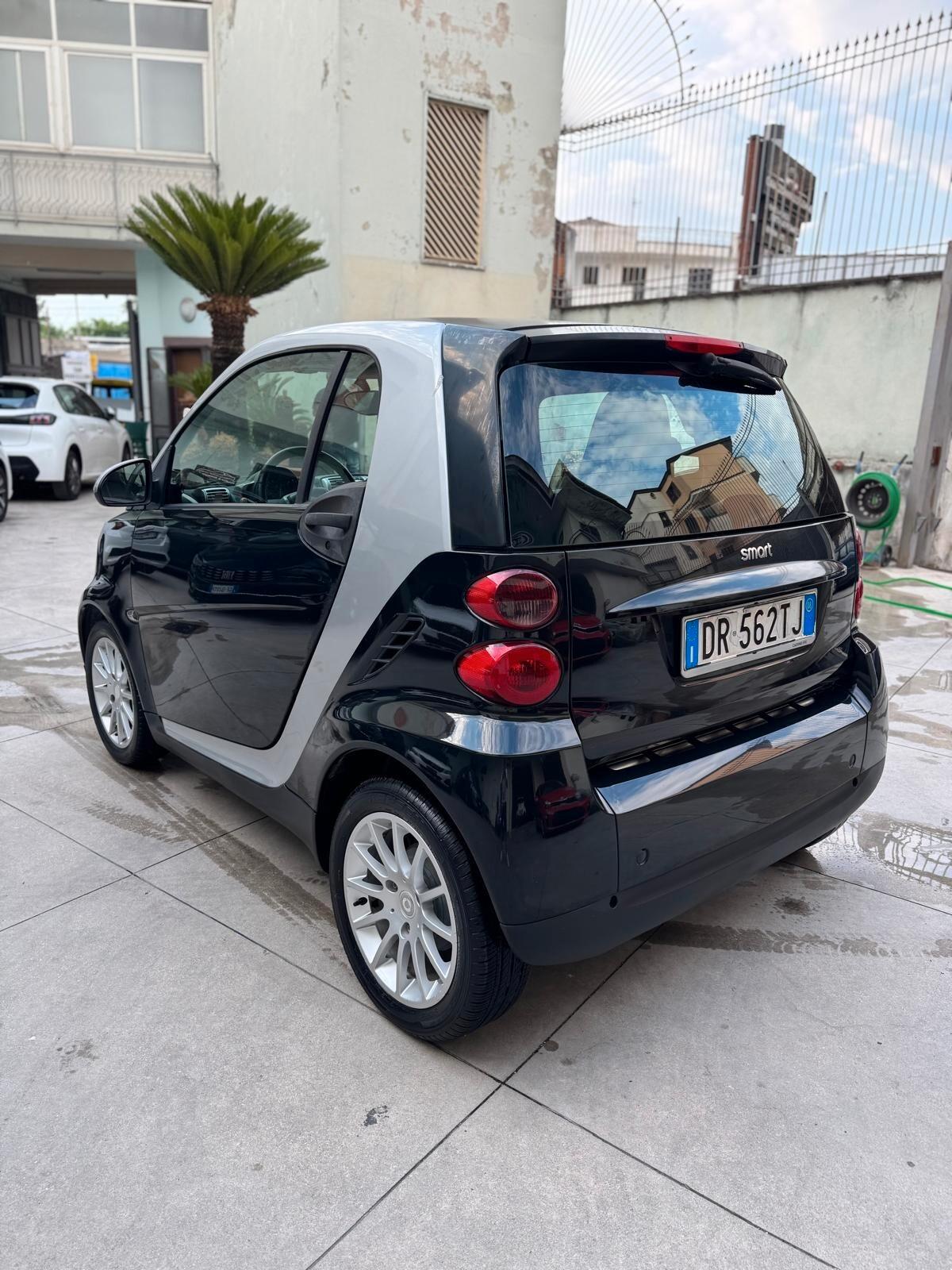 Smart ForTwo 1000 52 kW coupé passion