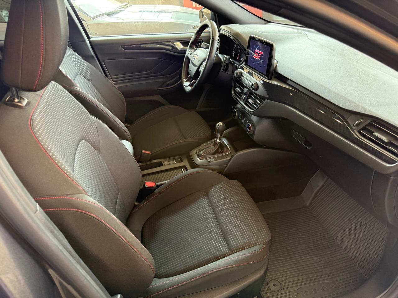 Ford Focus 1.0 EcoBoost 125 CV 5p. ST-Line