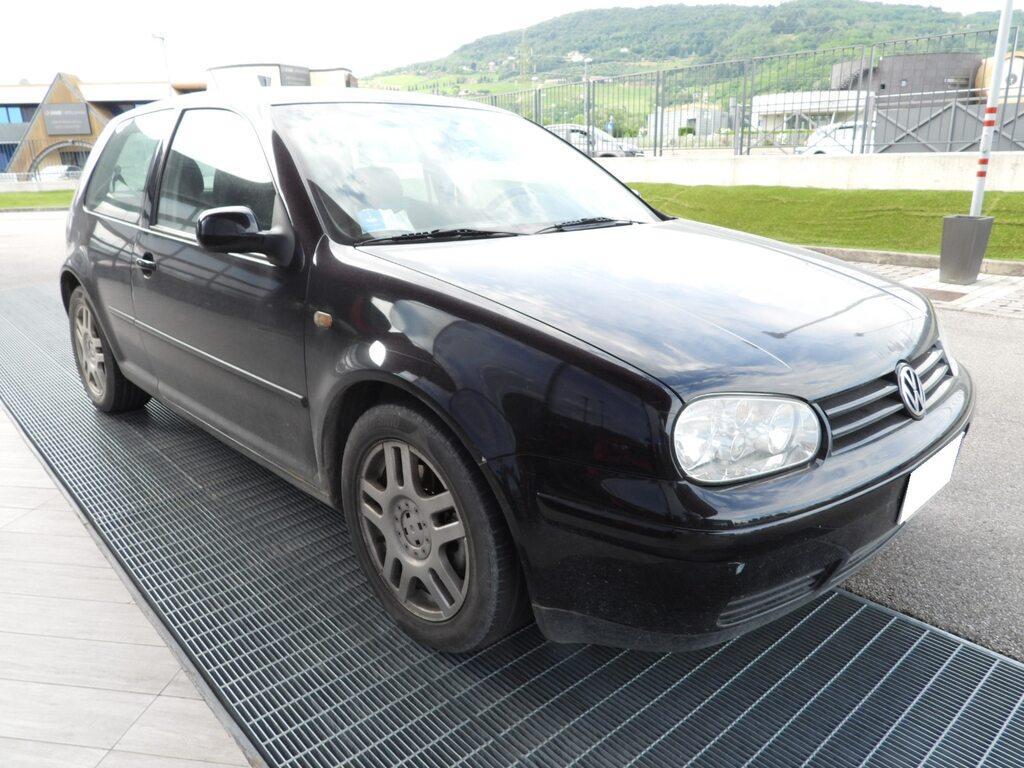 Volkswagen Golf GTI 1.8 GTI