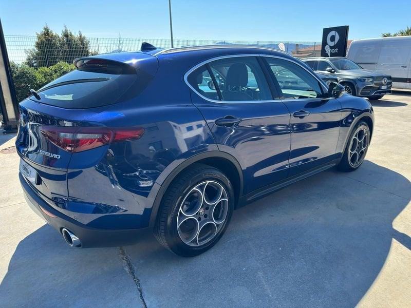 Alfa Romeo Stelvio 2.2 Turbo Diesel 180CV AT8 RWD Executive