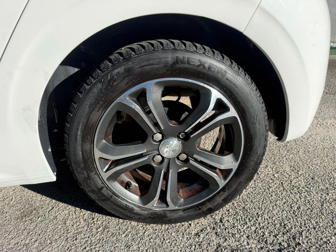 Peugeot 208 1.2 GPL Allure 2017