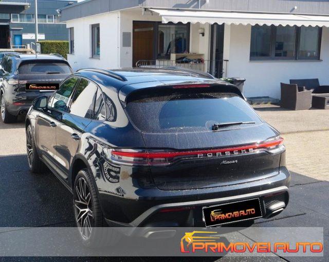 PORSCHE Macan 2.0