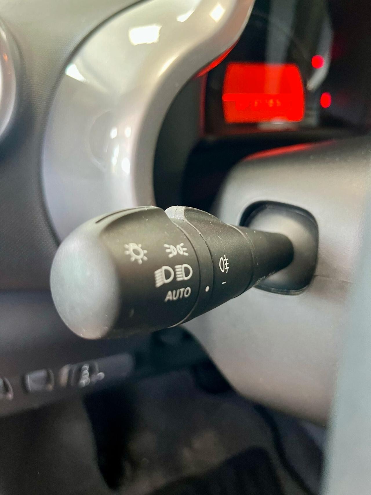 Renault Twingo SCe 65 CV Zen