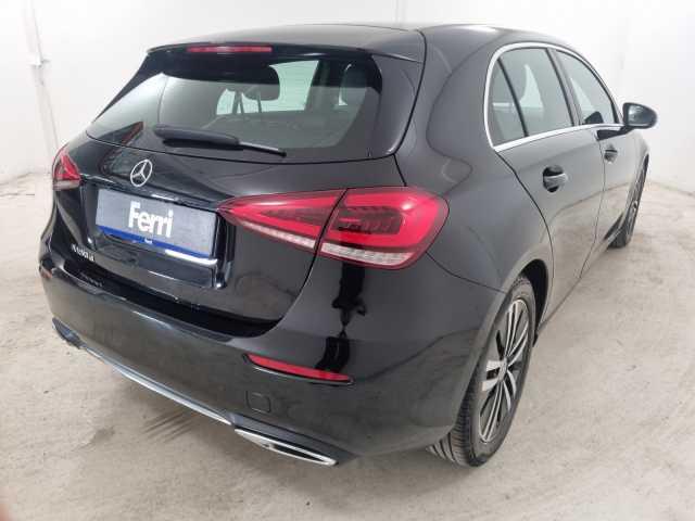 Mercedes-Benz A 180 A 180 d sport