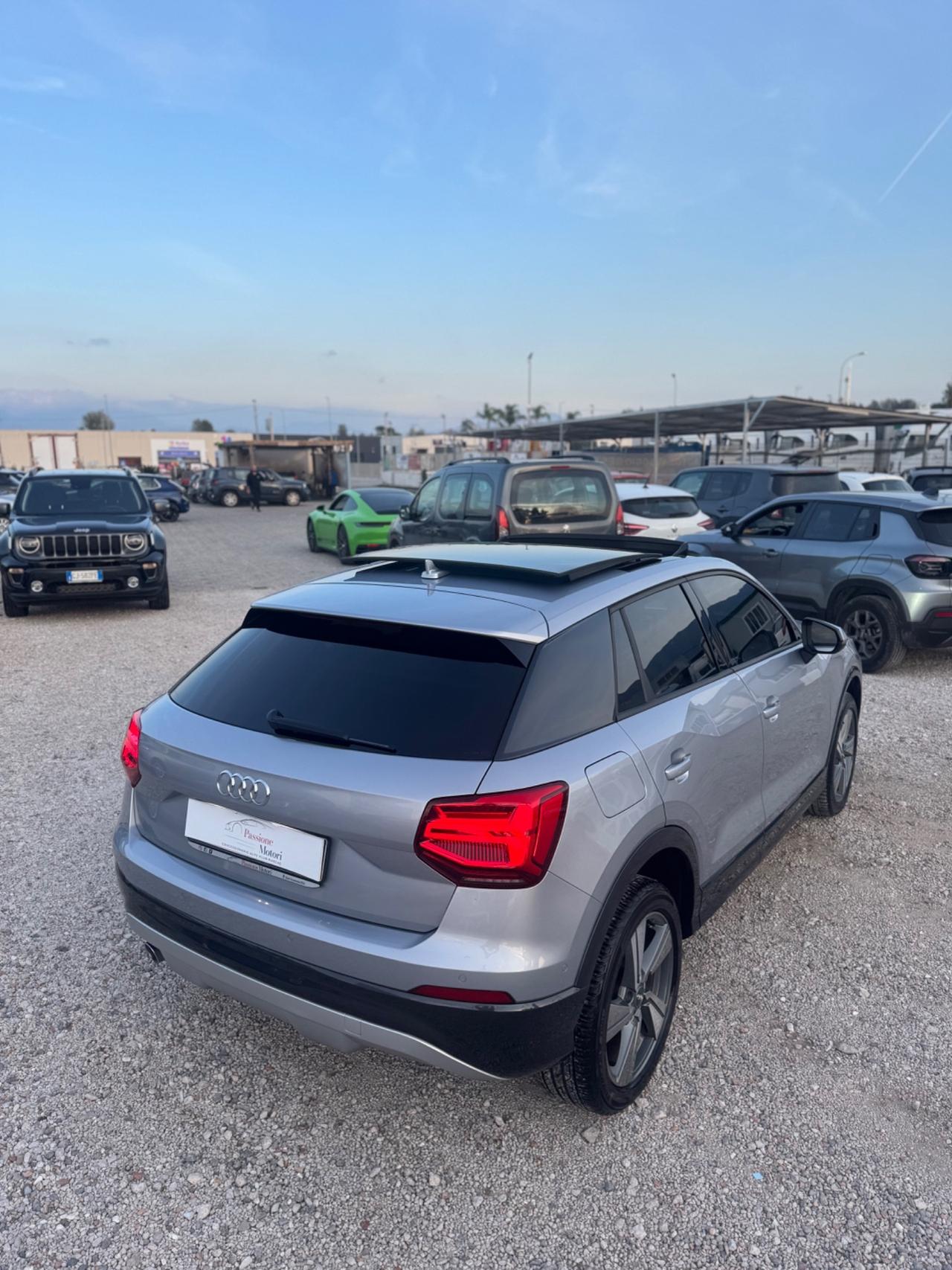 Audi Q2 1.6 TDI S tronic full tetto pelle navi