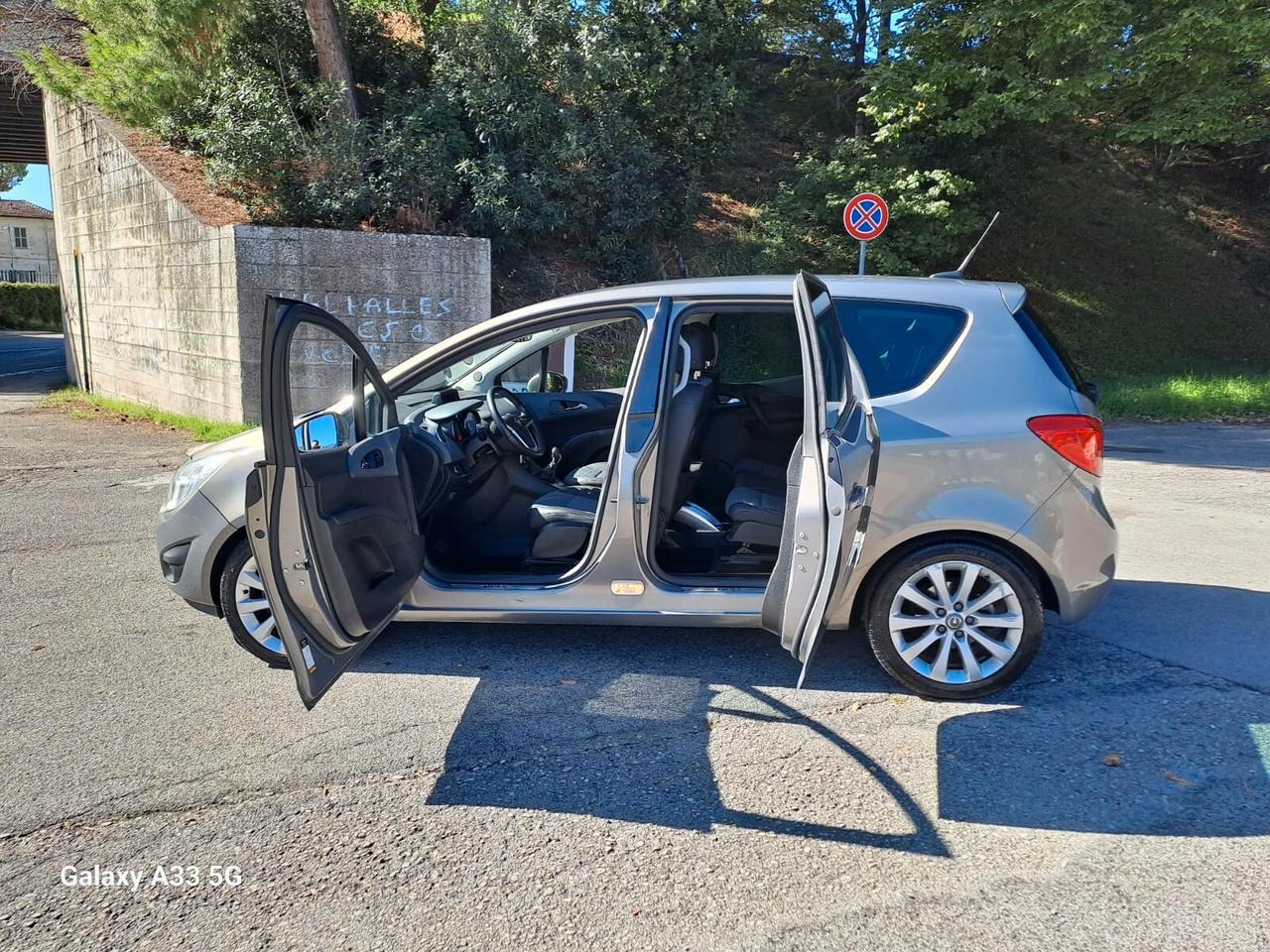 opel meriva benzina