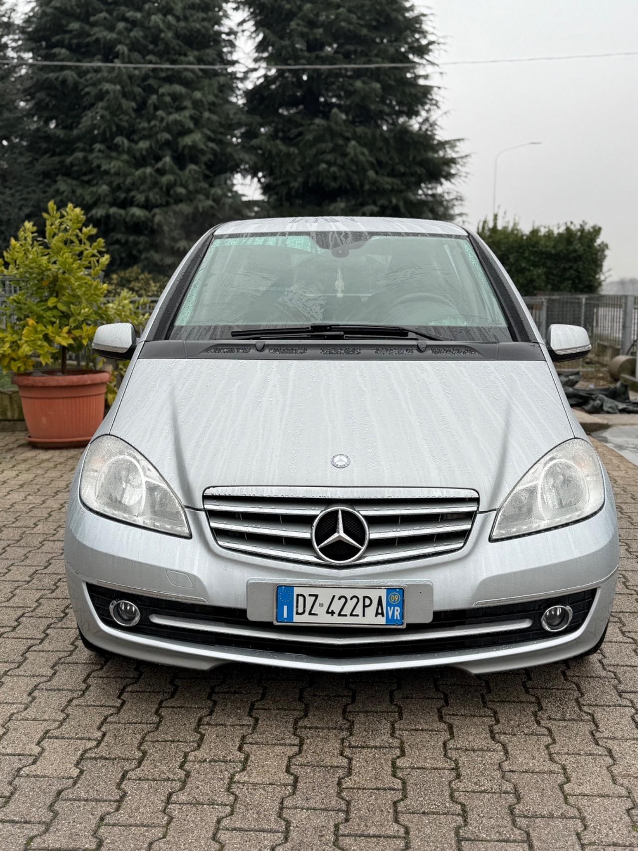 Mercedes-benz A 150 BlueEFFICIENCY Avantgarde