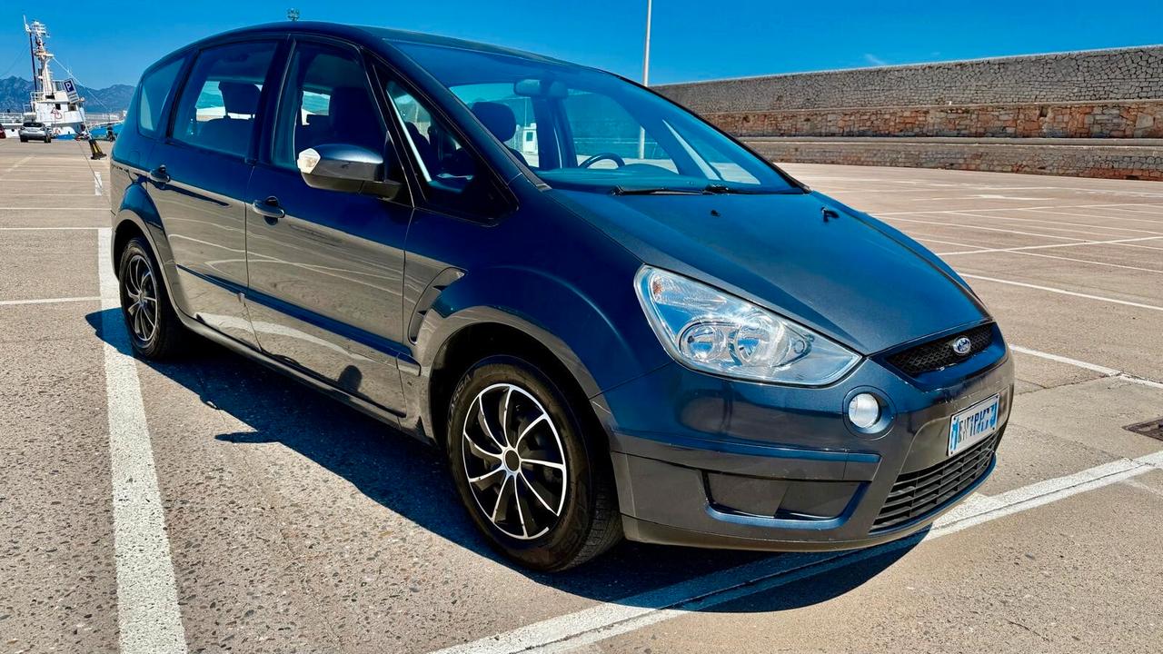 Ford S-Max 2.0 TDCi 140CV CON GANCIO TRAINO
