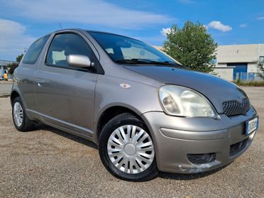 TOYOTA YARIS BENZINA