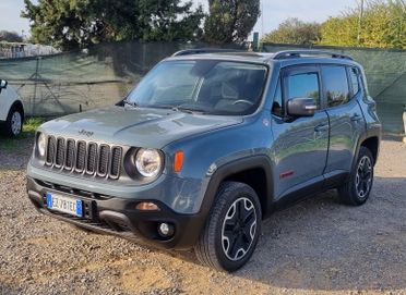 Jeep Renegade 2.0 Mjt 170CV 4WD Active Drive Low Trailhawk