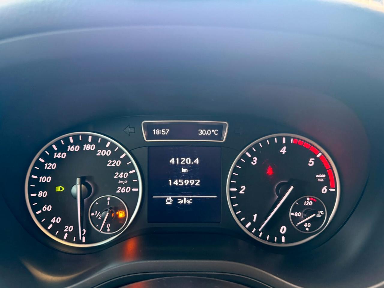 Mercedes-benz B 180 CDI BlueEFFICIENCY Premium