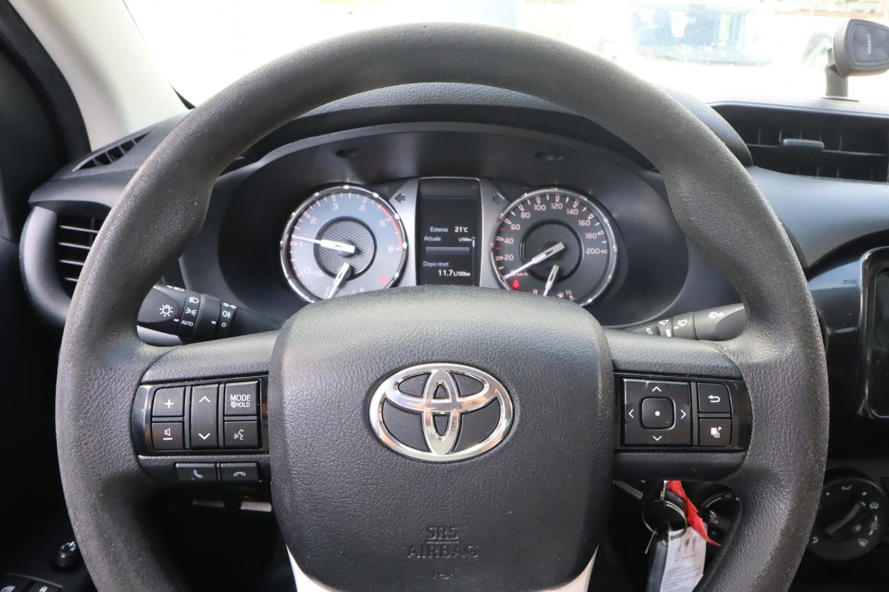 Toyota Hilux 2.4 EXTRA CAB 150CV