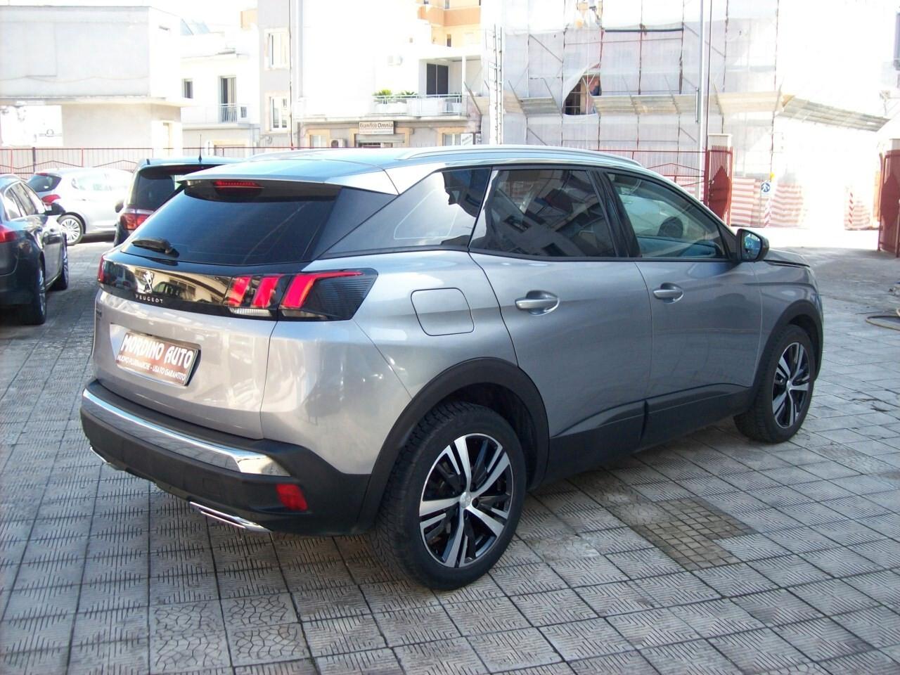 Peugeot 3008 1.5 BHDi 130CV S&S EAT8 Allure