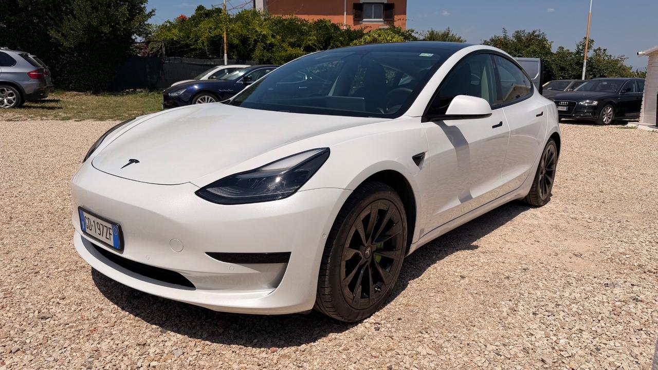 Tesla Model 3 Standard RWD Plus