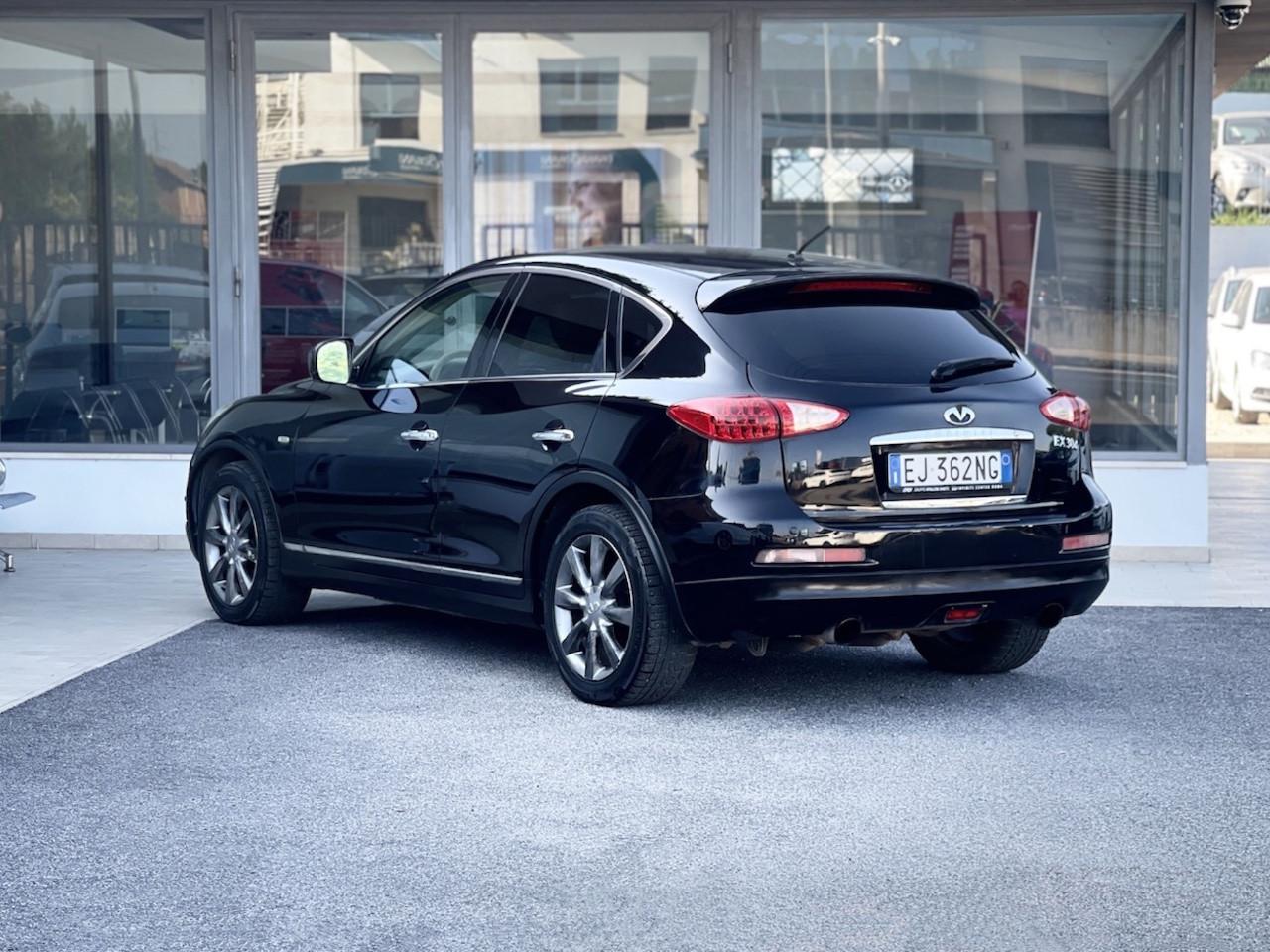 Infiniti QX50 (EX) 3.0 Diesel 238CV E5 - 2011
