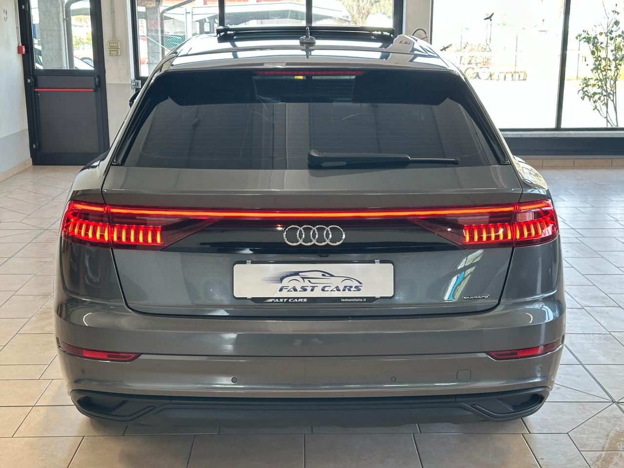 AUDI Q8 50TDI QUATTRO *TETTO*MATRIX*B&O*RADAR*PACKLUCI*CARPLAY