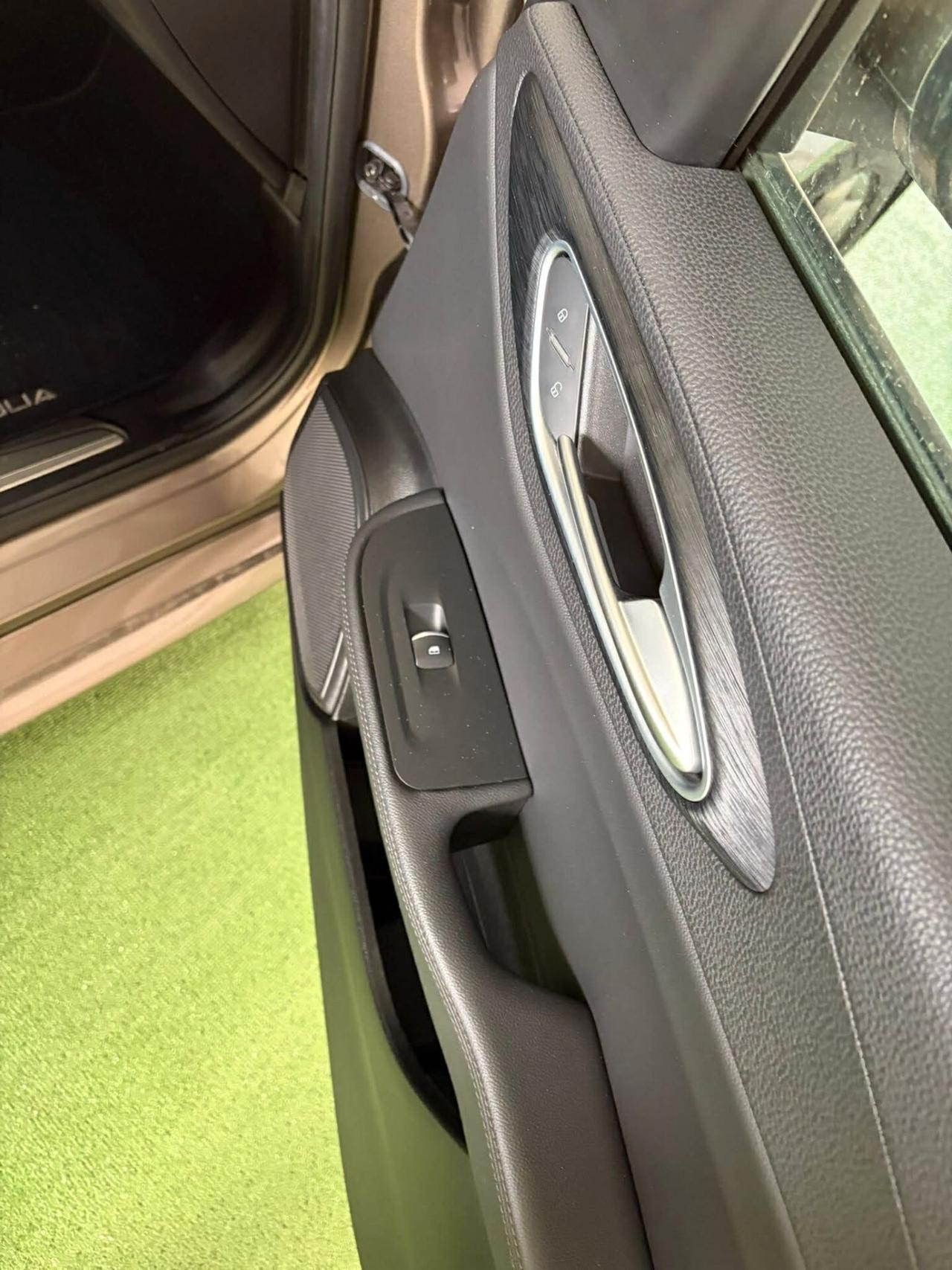 Alfa Romeo Giulia 2.2 Turbodiesel 160 CV AT8 Super