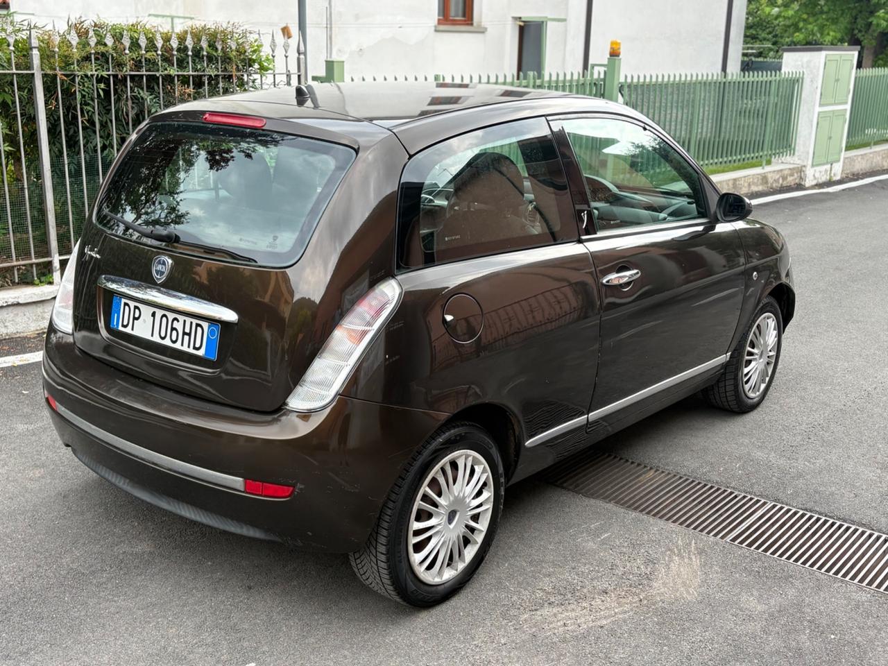 Lancia Ypsilon 1.2 Platino 2008 NEOPATENTATI